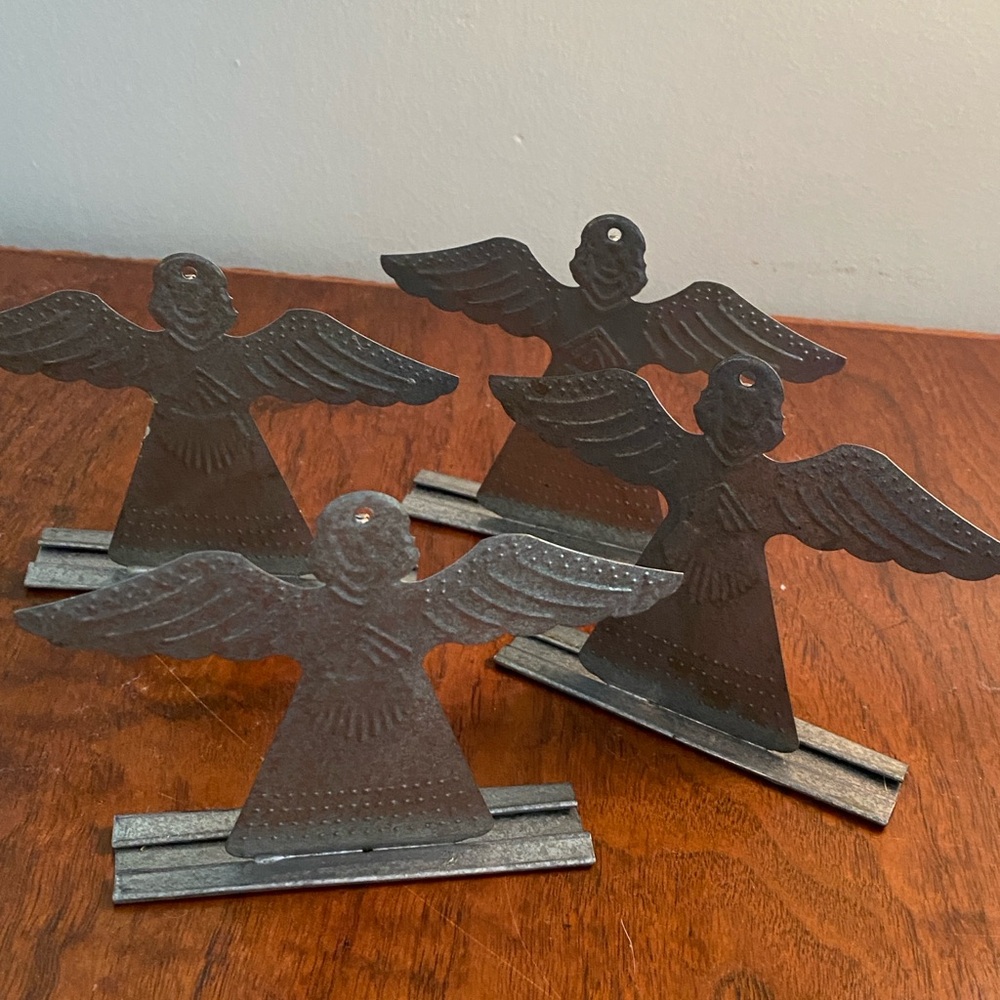 Vintage Tin Angels 4 punched metal standing placecard or greeting card holders